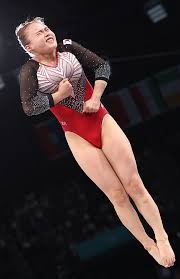 斯托茨代科尔出席赛后发布会，称是为帮其省钱